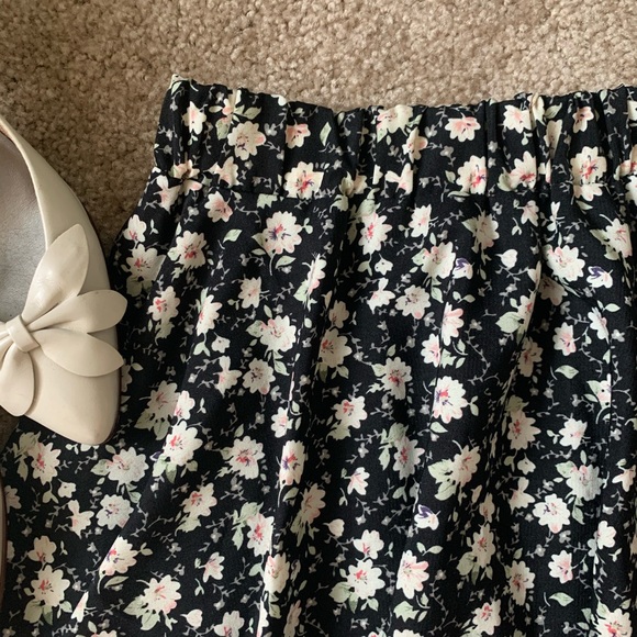 Vintage Floral Skater Skirt - Picture 2 of 6
